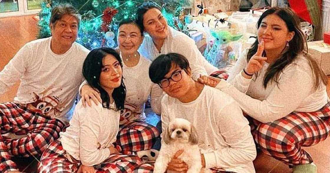 Sharon Cuneta, may cryptic post para sa kanyang “one of my four children”: “Never, ever let go” Sharon Cuneta, may cryptic post para sa kanyang “one of my four children”: “Never, ever let go”