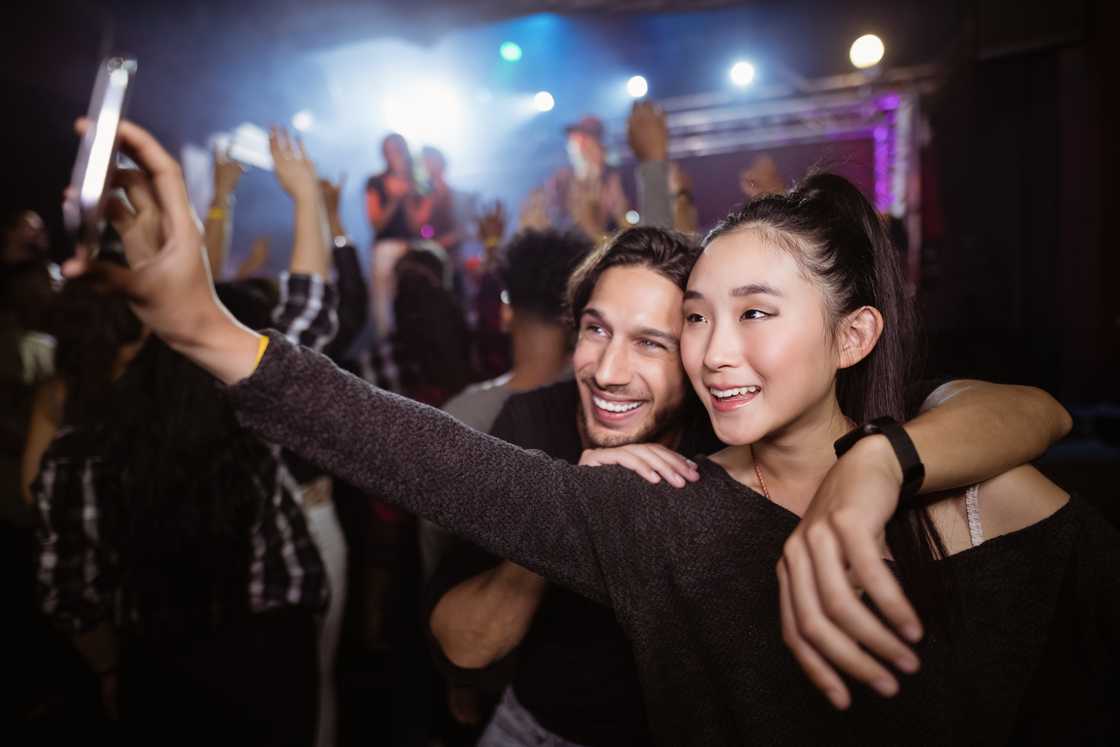 A couple during a concert