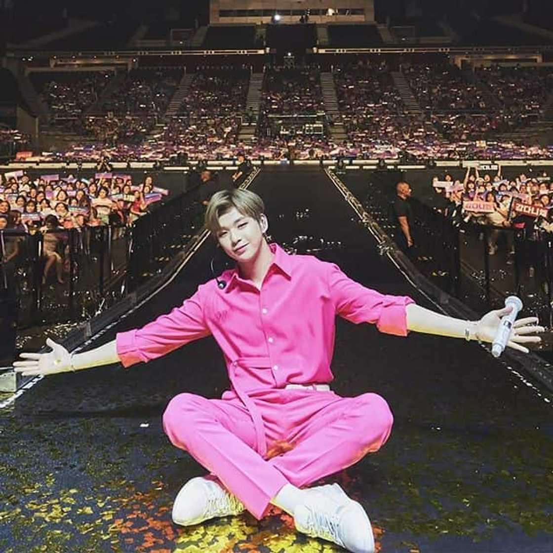 Kang Daniel net worth Kang Daniel net worth