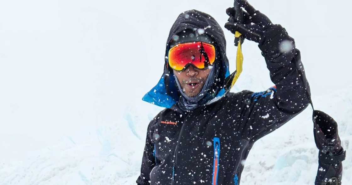 Pinoy mountaineer, tagumpay na narating ang tuktok ng Mt. Everest (Photo: Ric Rabe) Pinoy mountaineer, tagumpay na narating ang tuktok ng Mt. Everest (Photo: Ric Rabe)