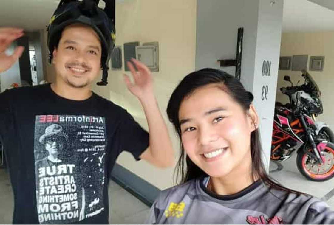 Hot, pretty and young Cebuana motovlogger seen with John Lloyd sparks rumors