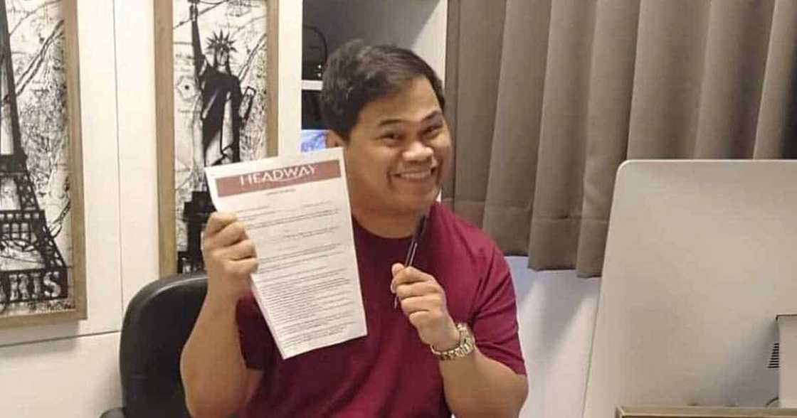 Ogie Diaz, niresbakan netizen na ninais bumagsak ang eroplanong sinasakyan ni VP Leni: “Sana, ikaw na lang” Ogie Diaz, niresbakan netizen na ninais bumagsak ang eroplanong sinasakyan ni VP Leni: “Sana, ikaw na lang”