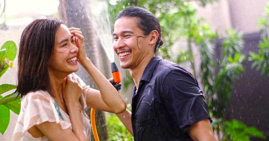 Enchong Dee naging make-up artist; mukha ni Erich Gonzales ineksperimentohan Enchong Dee naging make-up artist; mukha ni Erich Gonzales ineksperimentohan
