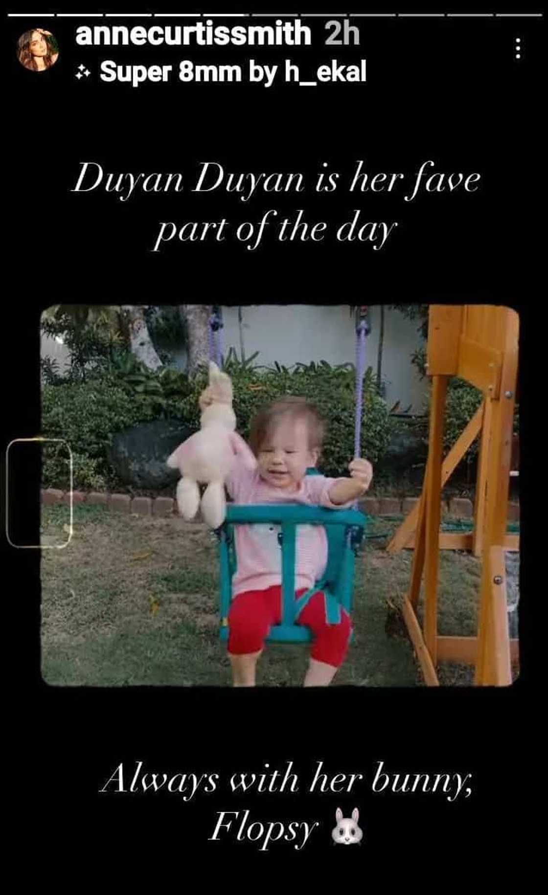 Baby Dahlia, kinagiliwan dahil sa pagiging madaldal habang nagduduyan Baby Dahlia, kinagiliwan dahil sa pagiging madaldal habang nagduduyan