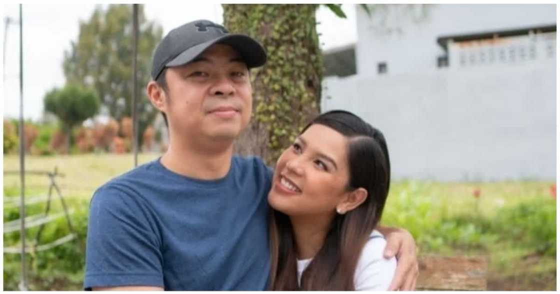 Chito Miranda sa misis na si Neri: "Mas pinipilit niya pa akong magpahinga at 'wag magpuyat" Chito Miranda sa misis na si Neri: "Mas pinipilit niya pa akong magpahinga at 'wag magpuyat"