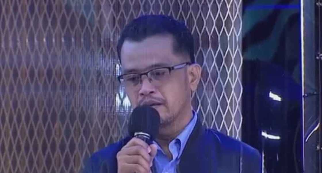 43-anyos na guest sa "Bawal Judgmental", malungkot sa pagiging "no GF since birth" 43-anyos na guest sa "Bawal Judgmental", malungkot sa pagiging "no GF since birth"