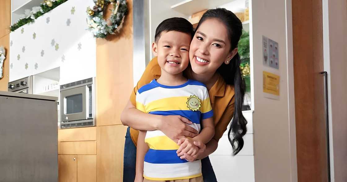 Neri Miranda, nawindang sa galing ng anak pagdating sa boxing Neri Miranda, nawindang sa galing ng anak pagdating sa boxing