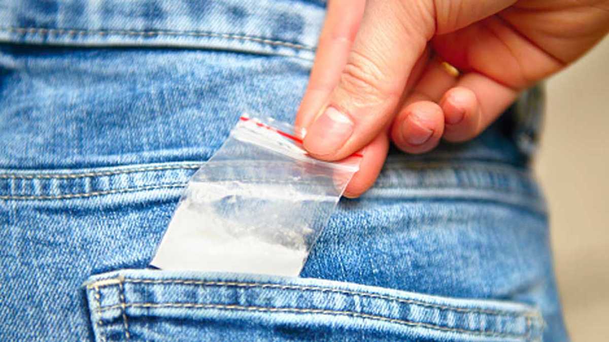 Pusher hides packets of shabu in Bible to evade arrest