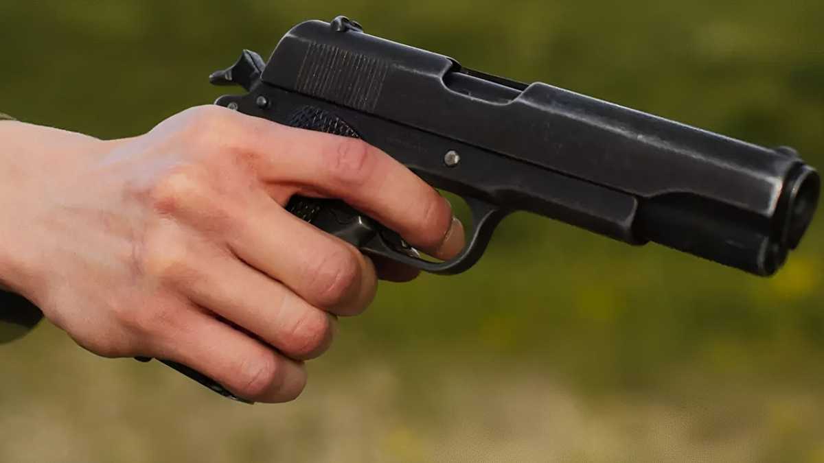 <b>Breaking: Dalawang Estudyante Malubhang Nasugatan sa Pamamaril sa Silid-Aralan sa Nueva Ecija</b>