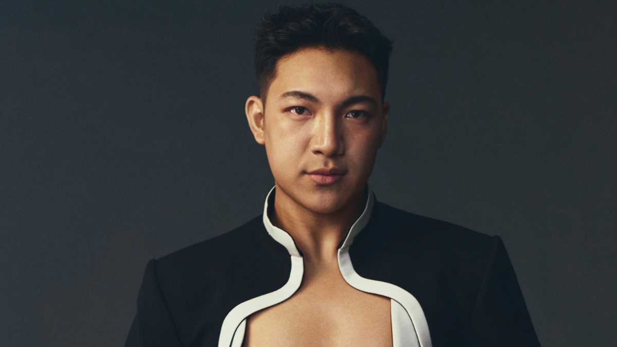 Darren Espanto, ibinida ang stylish birthday shoot sa ika-25 kaarawan Darren Espanto, ibinida ang stylish birthday shoot sa ika-25 kaarawan