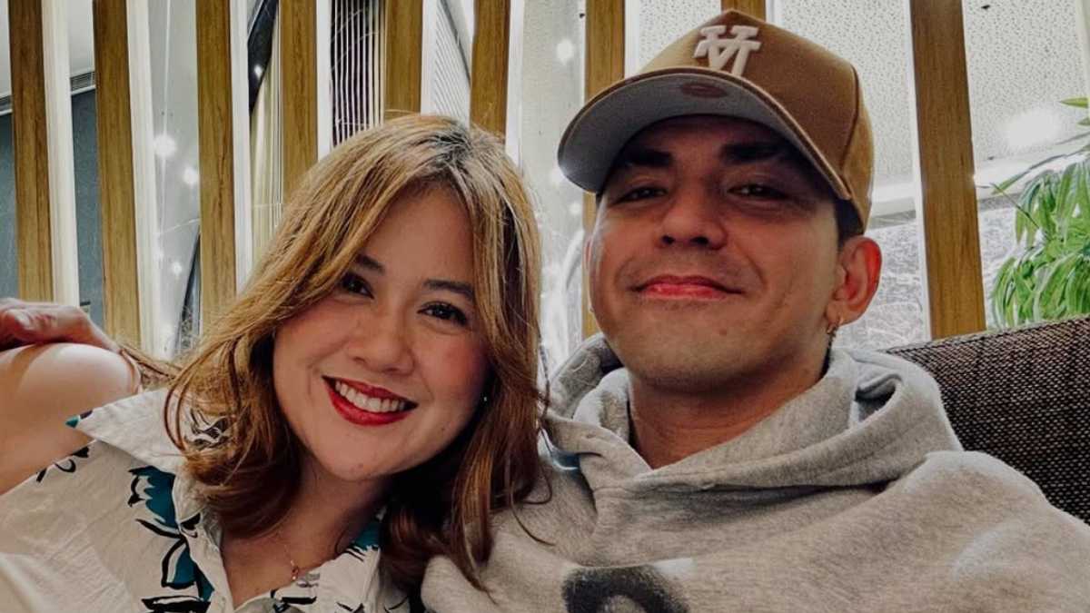 Mark Herras at Nicole Donesa, emosyonal sa nakamit ng mga anak Mark Herras at Nicole Donesa, emosyonal sa nakamit ng mga anak