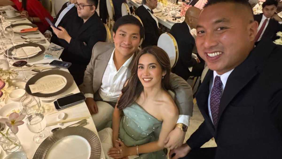 Atasha Muhlach at anak ni Ramon Ang na si Jacob, spotted sa isang wedding Atasha Muhlach at anak ni Ramon Ang na si Jacob, spotted sa isang wedding