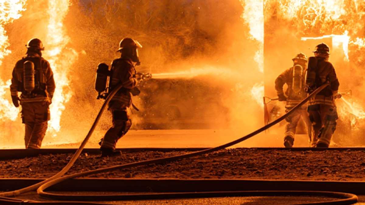 Fire Devastating Five people die as fire engulfs Sorsogon City Public Market - KAMI.COM.PH