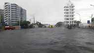 Heavy rains made Bacolod reclamation area look like a ‘Sea,’ stranding motorists