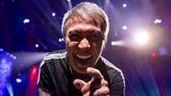 Video ng performance ni Arnel Pineda sa Brazil ng "Don't Stop Believin," usap-usapan