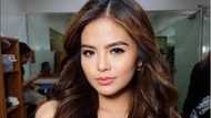 Naka-jogging pants? Bea Binene dips in water in an unconventional swimwear