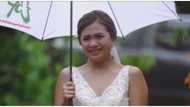 Wedding video ng emosyonal na bride at groom na 'di patinag sa ulan, viral