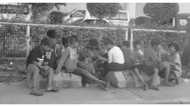 Mga kabataan sa lansangan na humihithit di umano ng rugby, sapul sa video