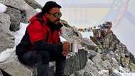 Pinoy mountaineer, binawian ng buhay sa Mt. Everest