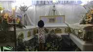 Larawan ng batang naulila sa magulang at kapatid, umantig sa mga netizens