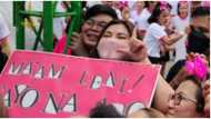 Angel Locsin, nakikisaya sa crowd ng Pasig rally ng ng Leni-Kiko tandem