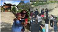 Madam Maria Hofs, pinagbigyan ang mga taong nagpapa-picture sa kanya