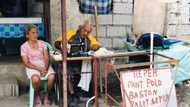 80-year-old Pinoy goes viral for loving & caring for his wife with dementia