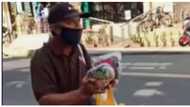 Lolo na naglalako ng basahan sa viral video, natulungan ni Raffy Tulfo