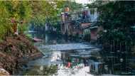 8-anyos na batang lalaki, patay matapos mahulog sa imburnal habang naliligo sa ulan