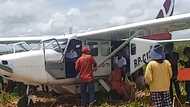 Quick-thinking pilot averts tragedy in Isabela plane emergency; lands on an open field