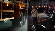 Motorcycle rider, dead on the spot matapos magulungan ng isang truck