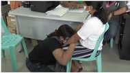 Nanay, napaluhod at napahagulgol nang makaharap ang anak na sumama sa lalaki
