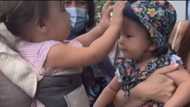 Video of baby Thylane trying to fix baby Dahlia's hat goes viral