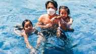 Robin Padilla goes to the beach with wife Mariel & their daughters