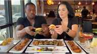 Food influencers, sugatan matapos salpukin ng sasakyan ang restaurant na kinakainan nila
