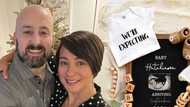 Beth Tamayo announces that she is pregnant via in vitro fertilization (IVF)