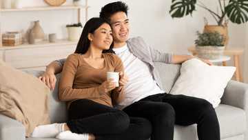 My boyfriend proposed after just 4 months of dating – When I found out why, my knees buckled