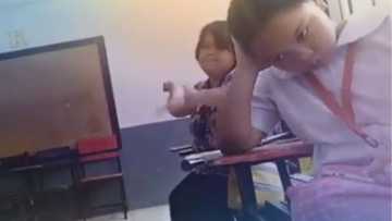 Video of teacher tearing student's certificate of recognition in class goes viral