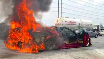 Video ng actual na pagkasunog sa SCLEX ng isang mamahaling sports car, viral