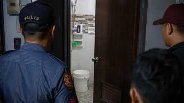 Akyat-bahay naabutan naliligo sa banyo ng bahay sa San Vicente