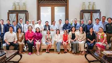 PBBM at FL Liza Marcos, nag-host ng social dinner kasama mga senador