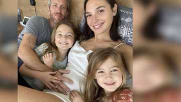'Wonder Woman' Gal Gadot happily announces pregnancy with third child