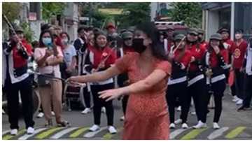 Buntis na dating majorette, kinagiliwan sa kanyang viral baton twirling exhibition