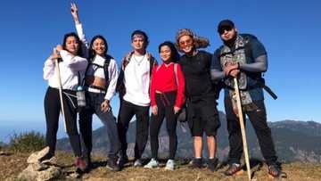 James Reid and Nadine Lustre hike together with friends amidst breakup rumor