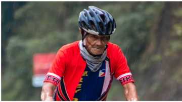 82-anyos na nakakapagbisikleta sa matatarik at kurbadang daan, hinangaan ng marami