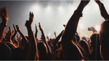 Lalaki, patay matapos mahulog habang nanunuod ng concert
