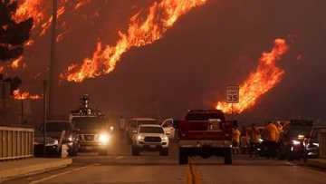 Libo-libong residente, lumikas dahil sa bagong wildfire malapit sa Los Angeles