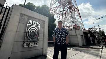 Julius Babao pays tribute to ABS-CBN tower and broadcasting center