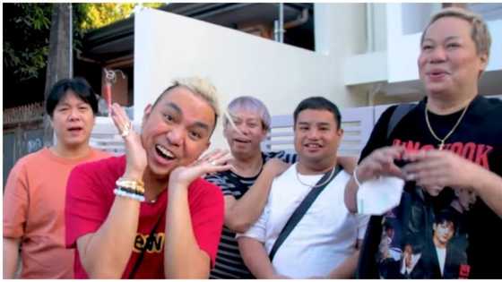 Chad Kinis, isinama ang Beks Friends sa pagsilip sa kanyang bagong gawang townhouse