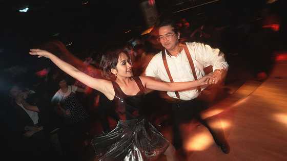 My fiancé abandons me and his twin daughters on vacation, leaves note: “I have to disappear”